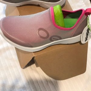 OOFOS Womens 00mg Sport - Fuchsia